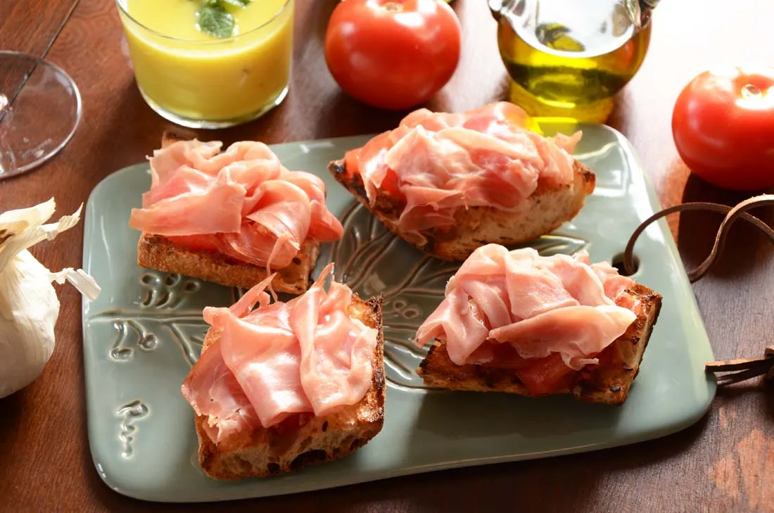Pan con tomate como en España